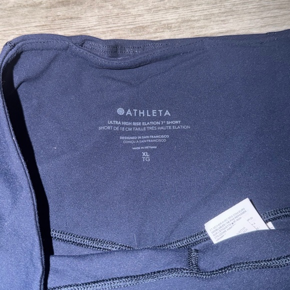 Athleta Women's Dark Blue Bike Shorts - Picture 3 of 3